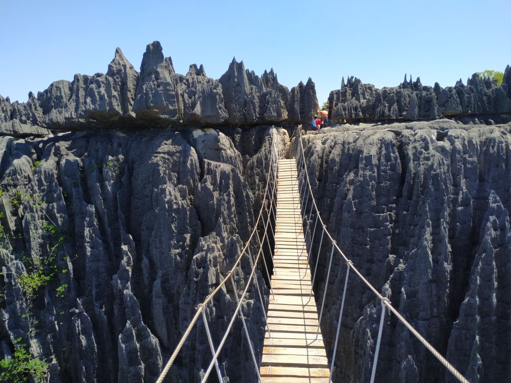 Pont-suspendu-Tsingy-Soul-of-Madagascar